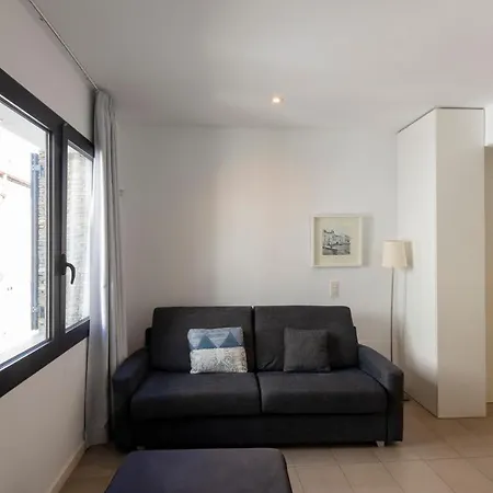 Cadaques White Sea Apartments شقة *